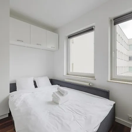 Apartment Warta River Essential By Bookinghost